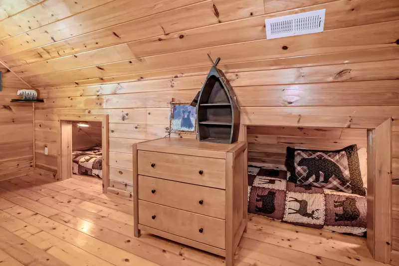 Bear Paw Lodge