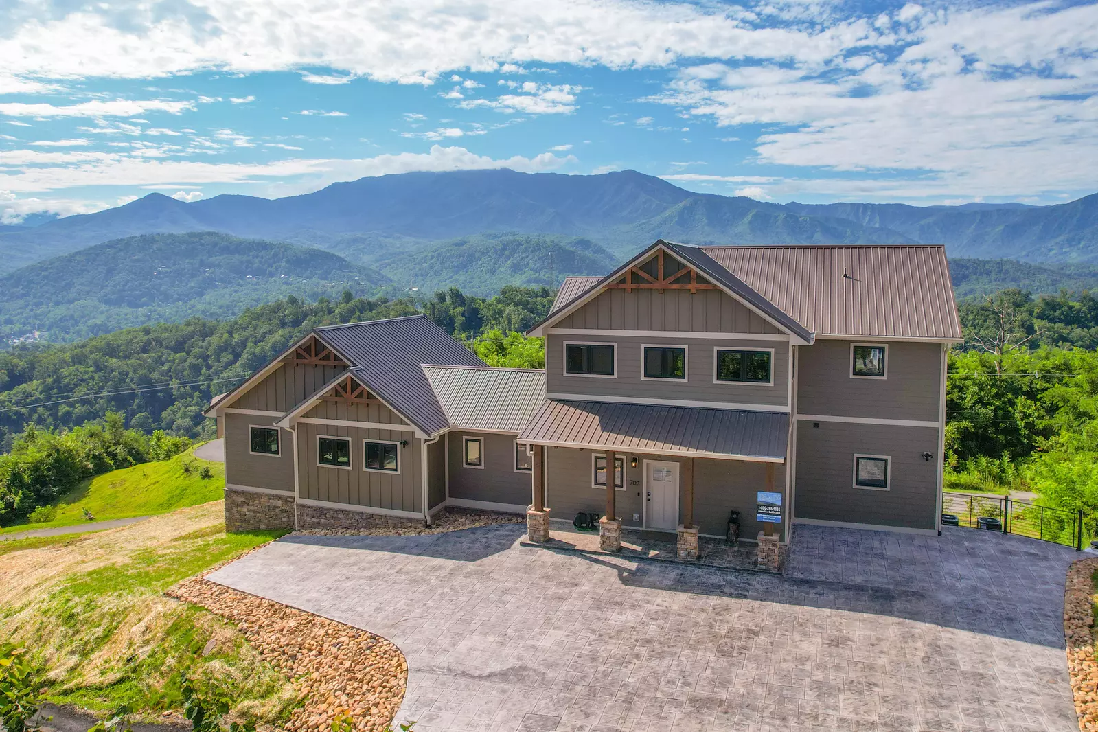 A Gatlinburg Mountain Top Splash