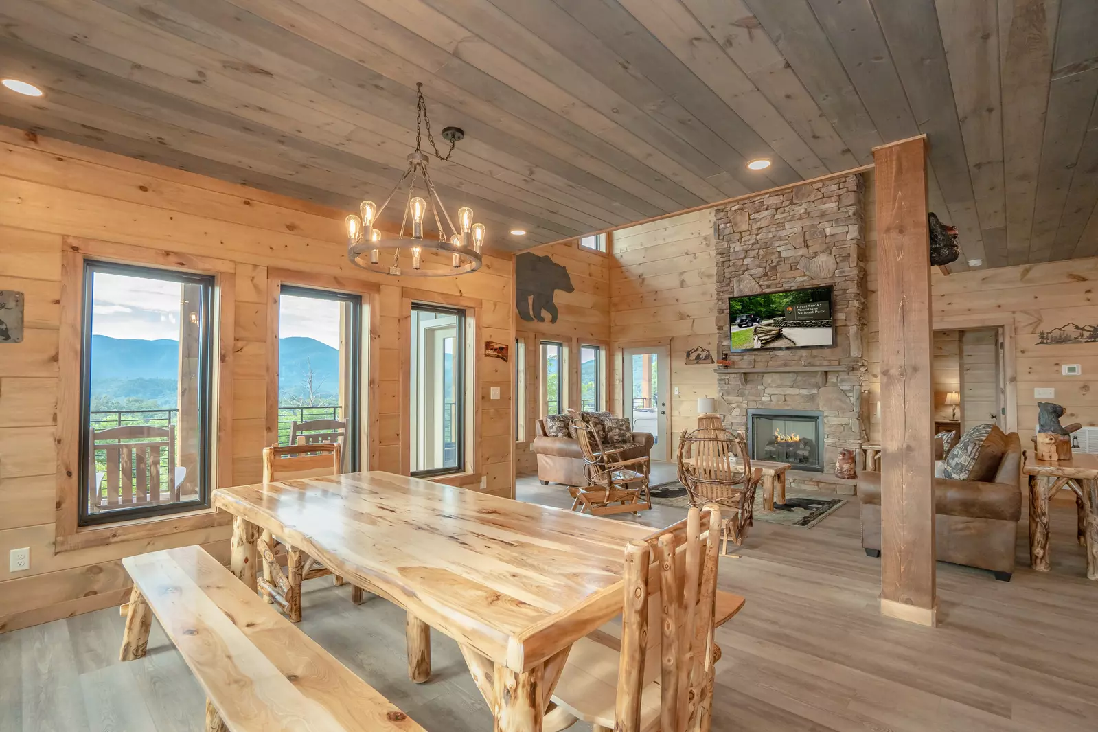 A Gatlinburg Mountain Top Splash