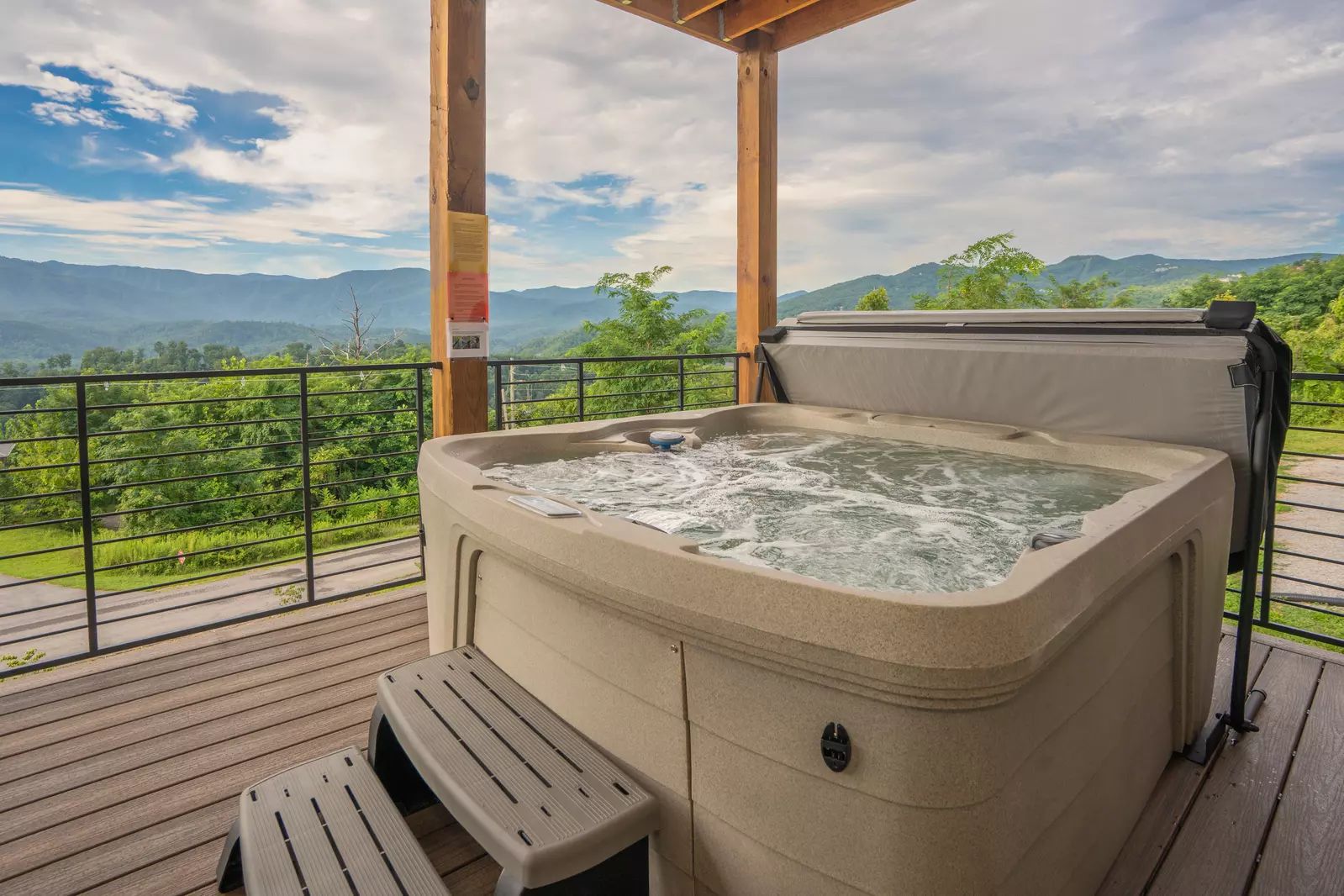 A Gatlinburg Mountain Top Splash