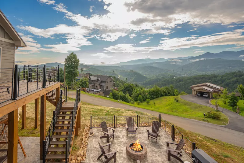 A Gatlinburg Mountain Top Splash