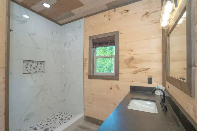 Bluff Ridge Retreat