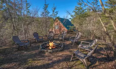 Keaton's Wild Animal Cabin