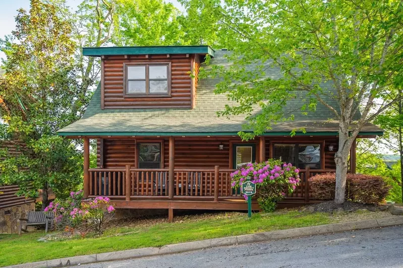 the smoky pines is one of our affordable cabins in the smokies