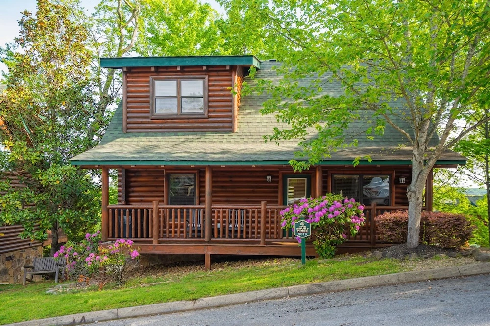 the smoky pines is one of our affordable cabins in the smokies