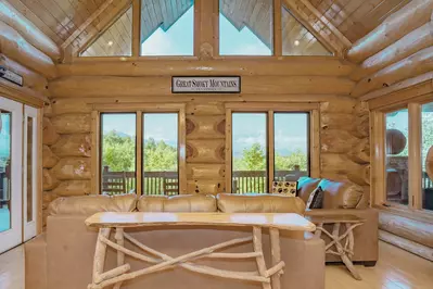 Great Smoky Lodge