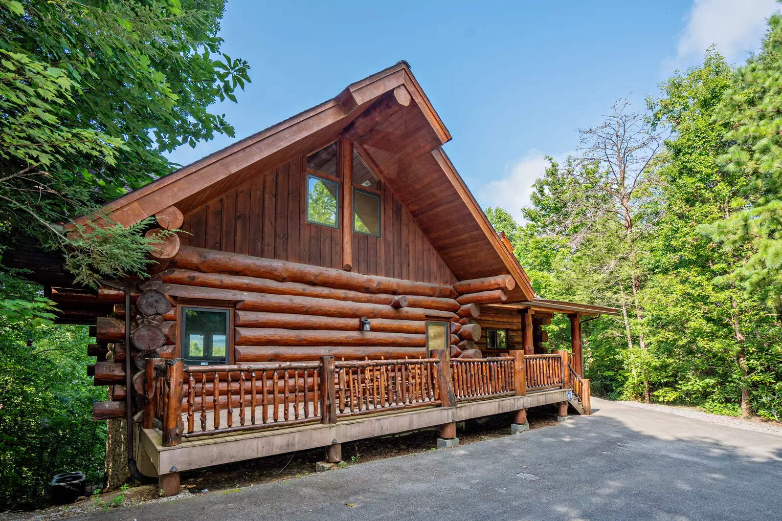 Great Smoky Lodge
