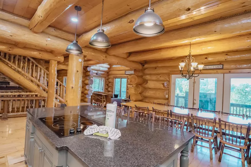 Great Smoky Lodge