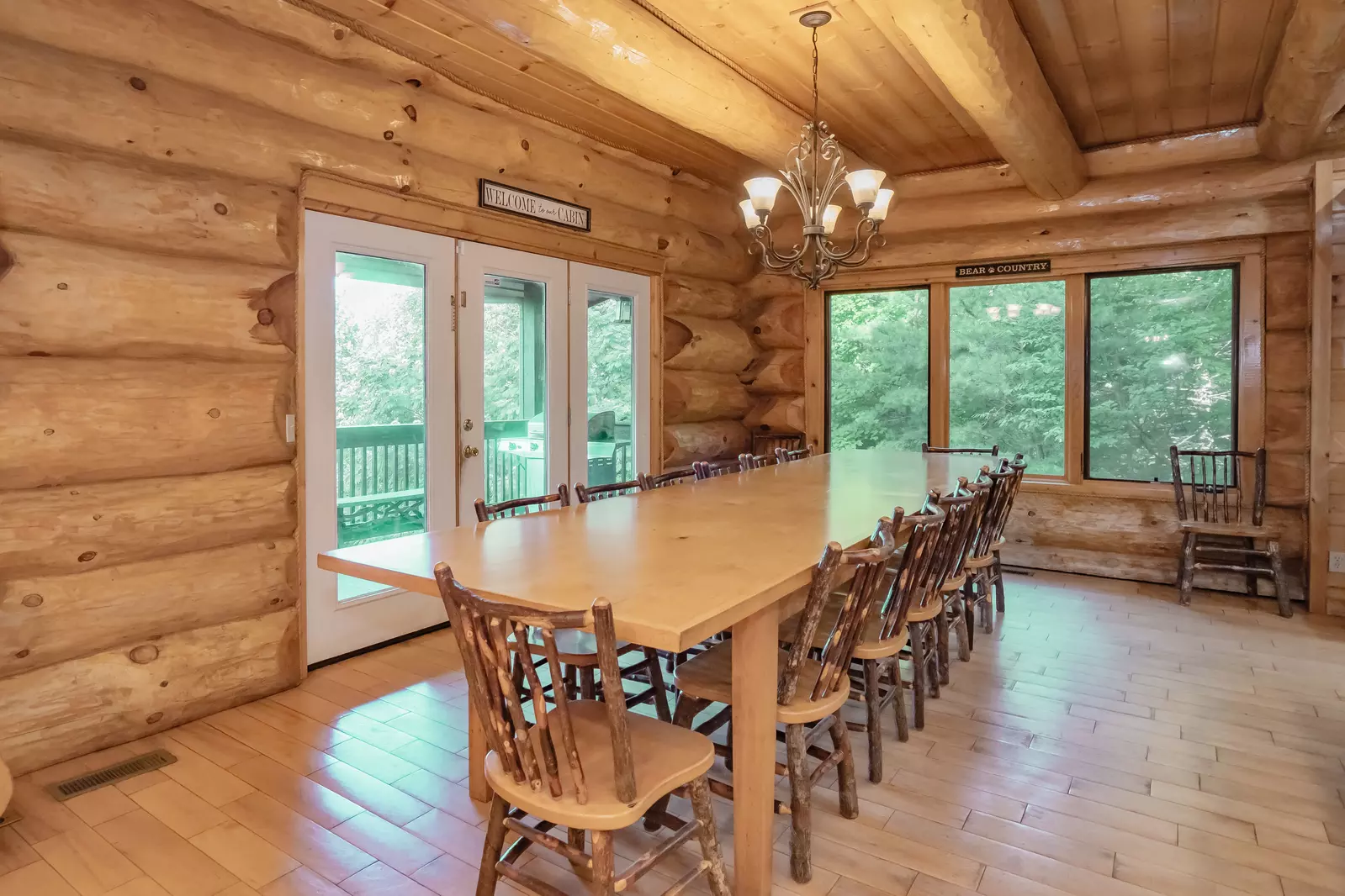 Great Smoky Lodge