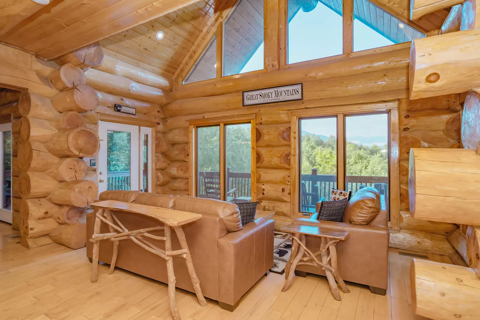 Great Smoky Lodge