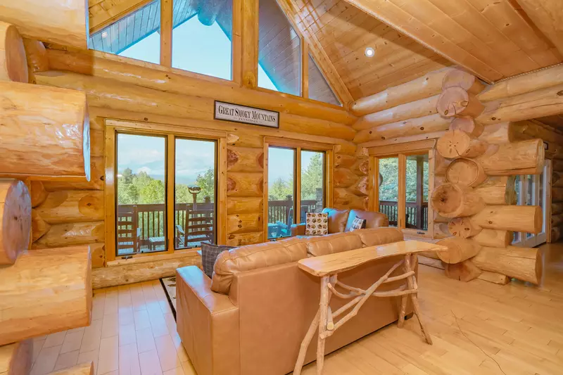Great Smoky Lodge
