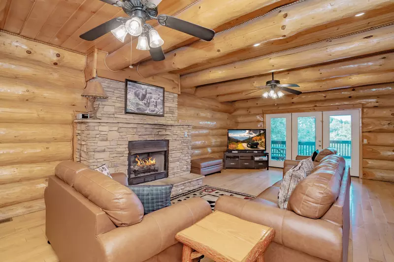 Great Smoky Lodge