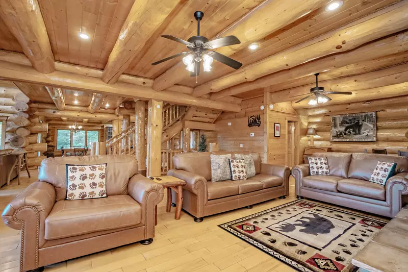 Great Smoky Lodge