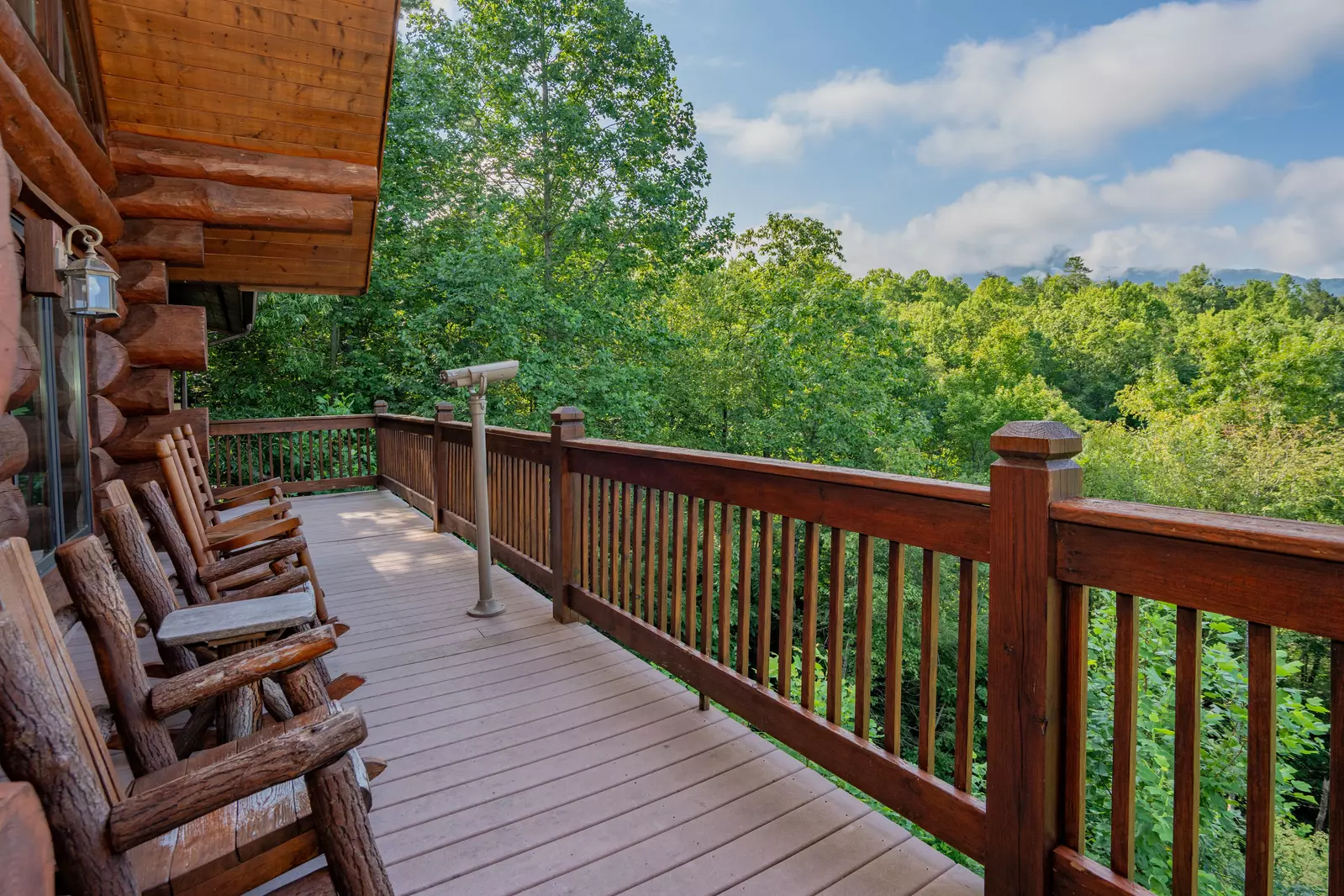 Great Smoky Lodge