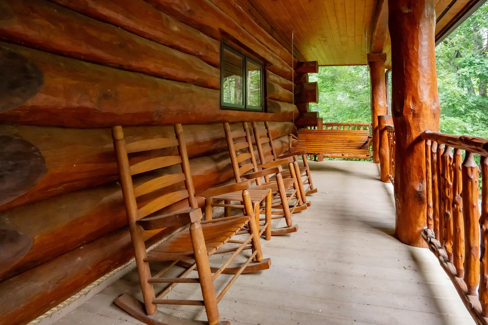 Great Smoky Lodge