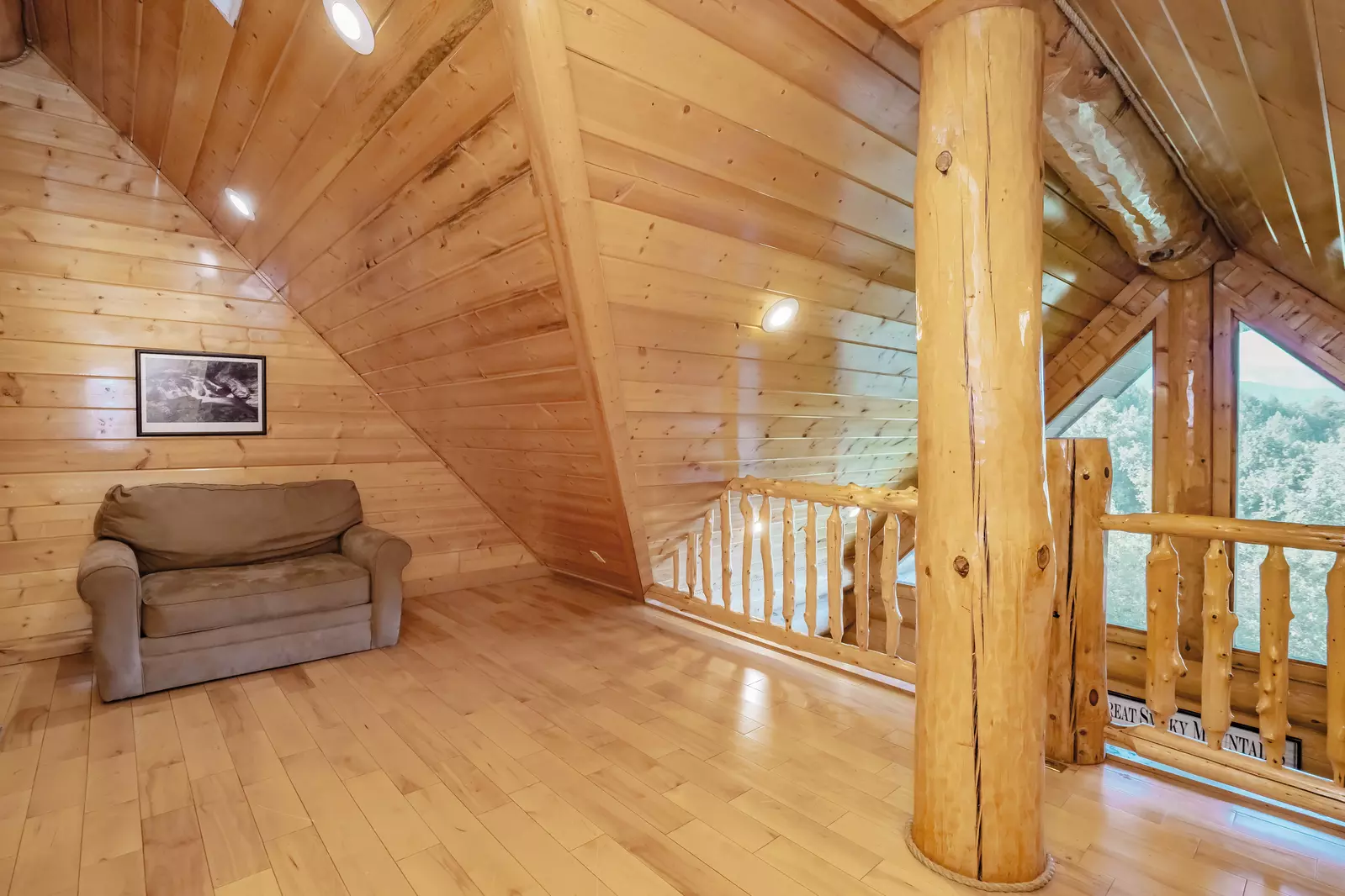 Great Smoky Lodge
