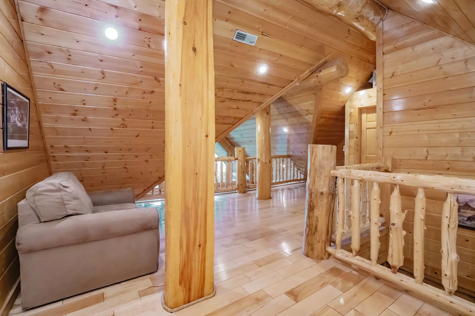 Great Smoky Lodge