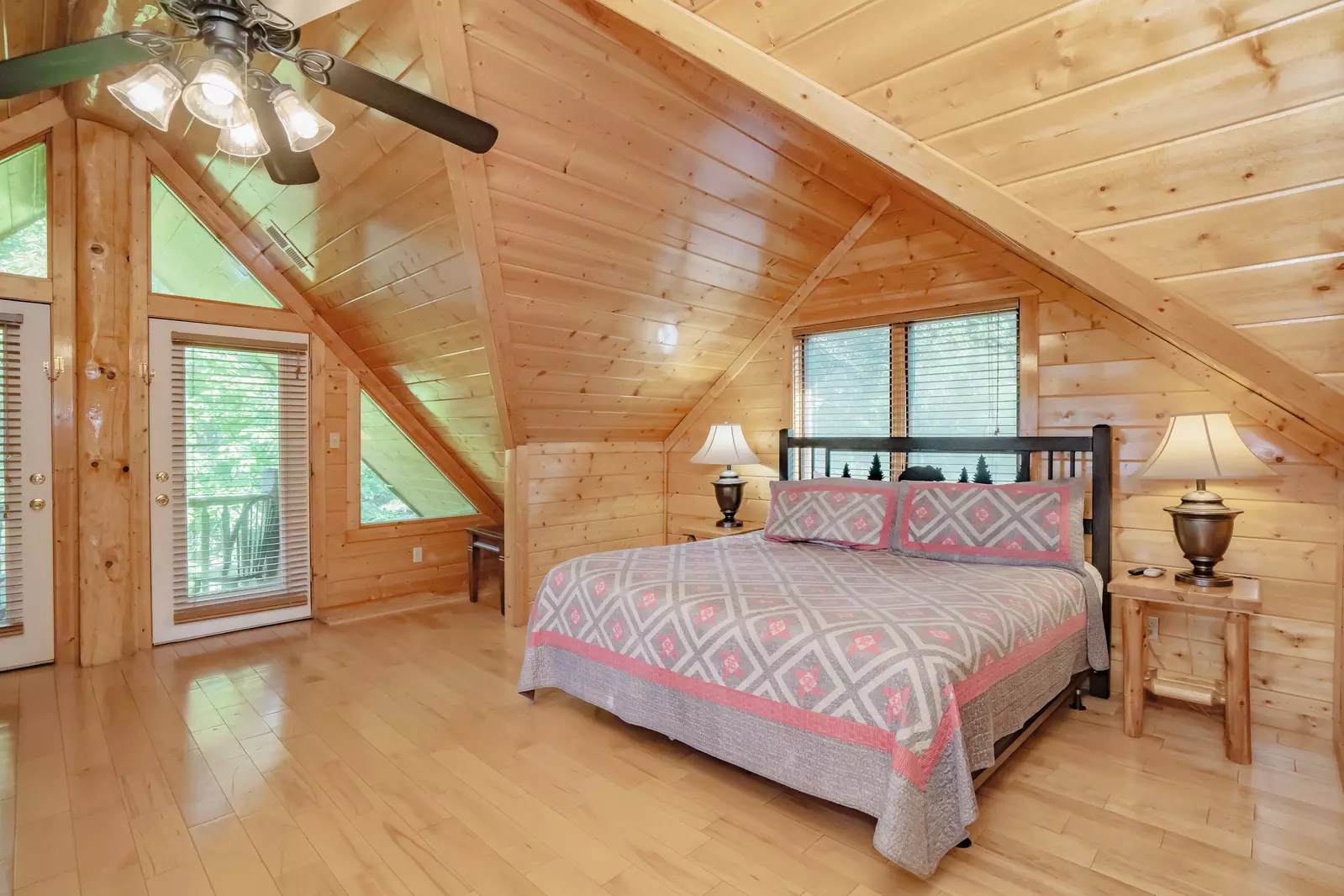 Great Smoky Lodge