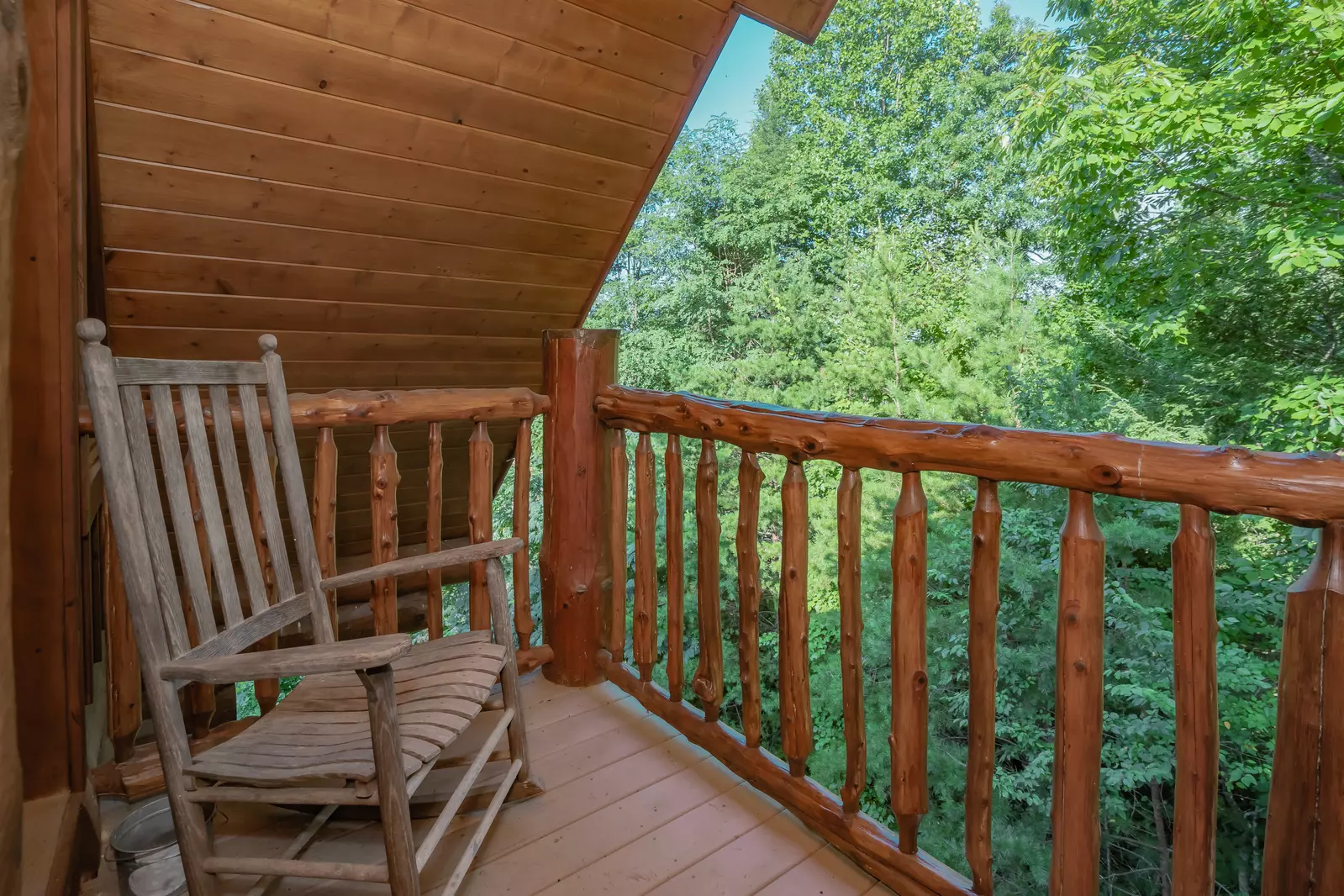 Great Smoky Lodge