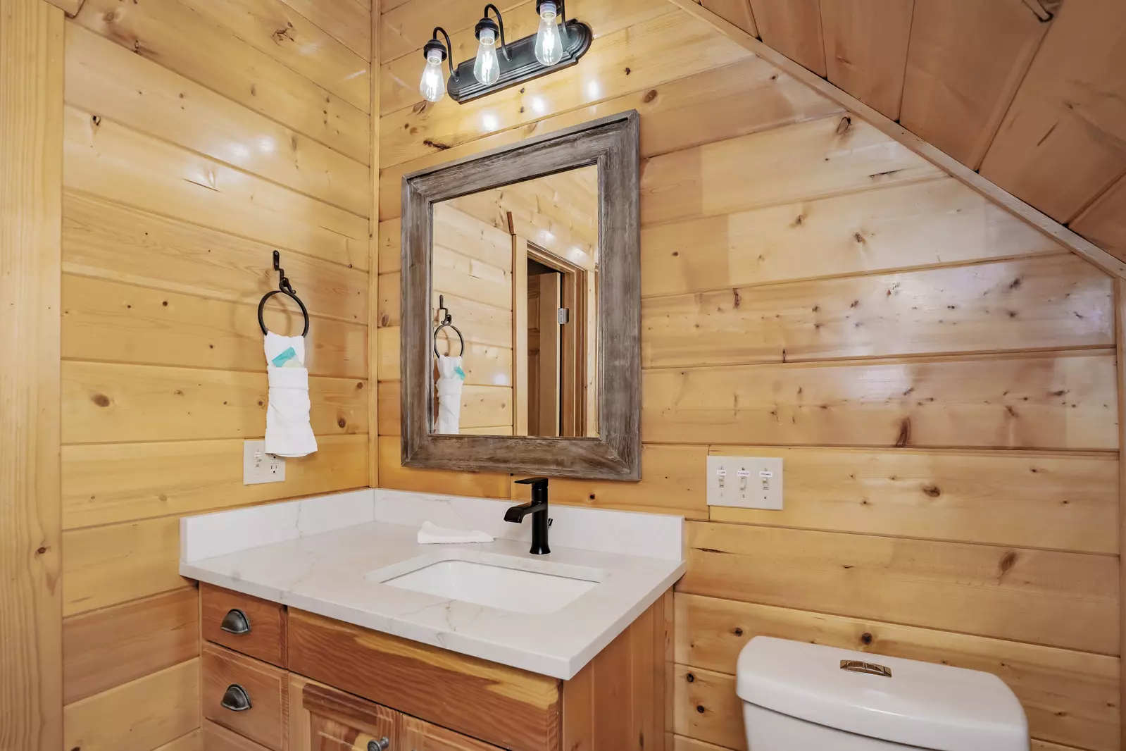 Great Smoky Lodge