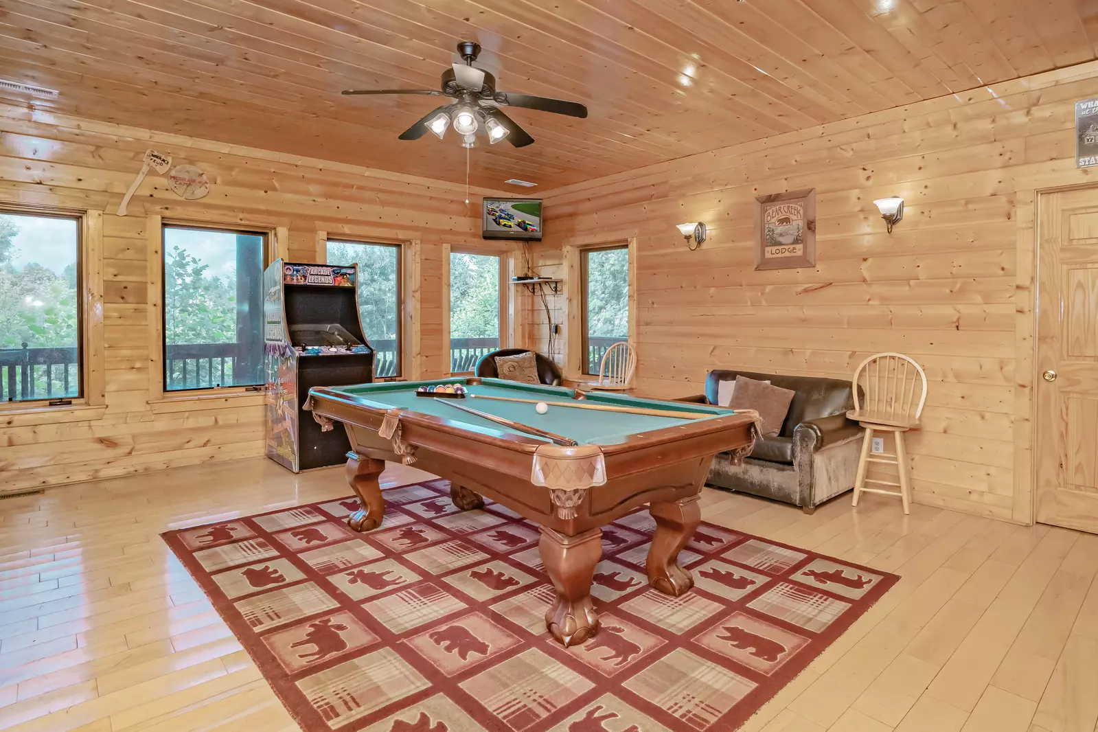 Great Smoky Lodge