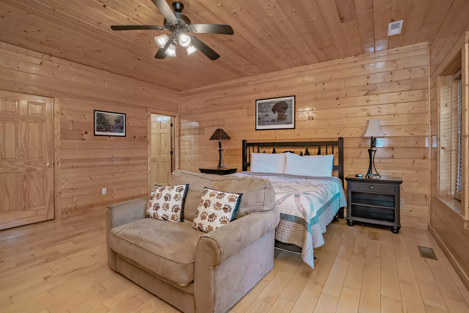 Great Smoky Lodge