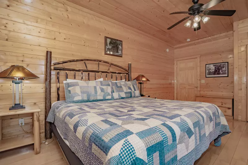 Great Smoky Lodge