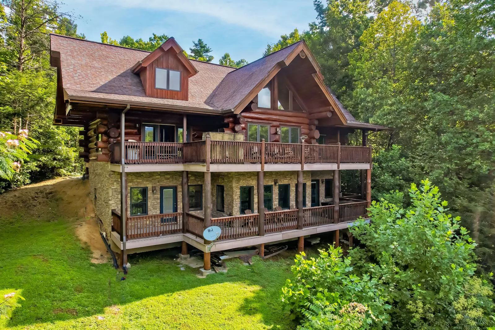 Great Smoky Lodge