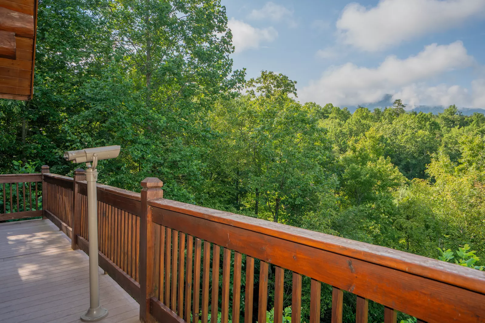 Great Smoky Lodge