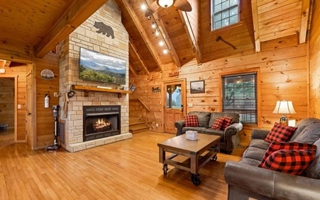 Mulbeary Mountain Cabin