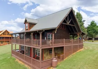 Mulbeary Mountain Cabin