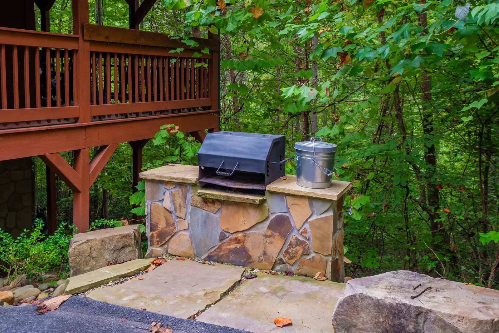 Forest View Hideaway