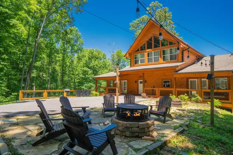 cabin in gatlinburg