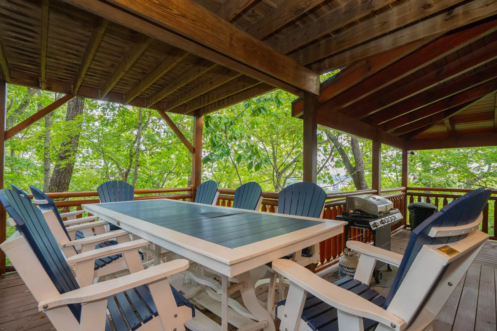 Keaton's Star Spangled Cabin