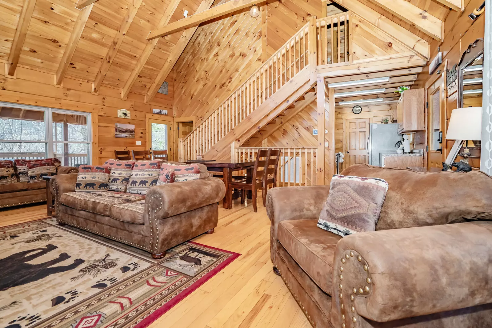 Cozy Bear Lodge