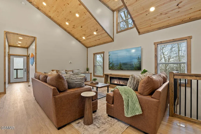 Legacy Lodge