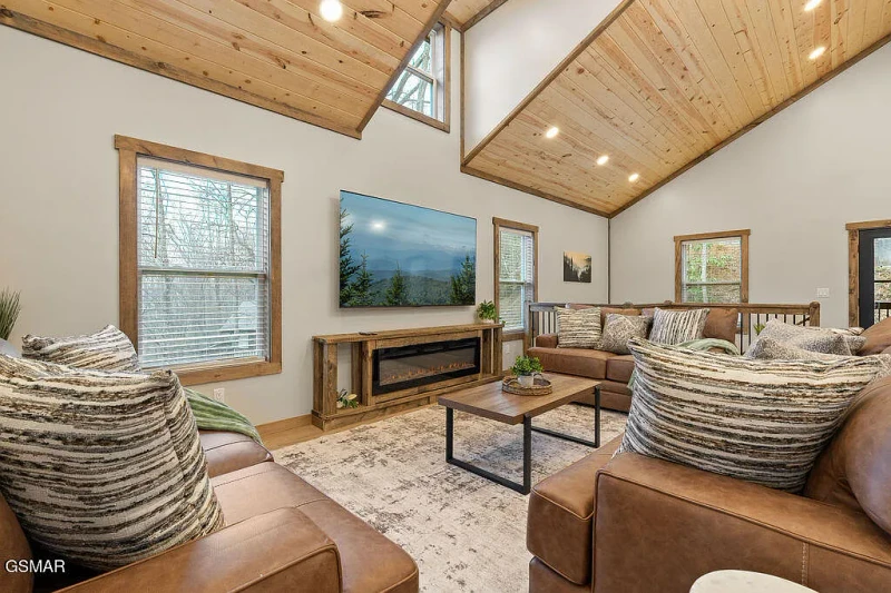 Legacy Lodge