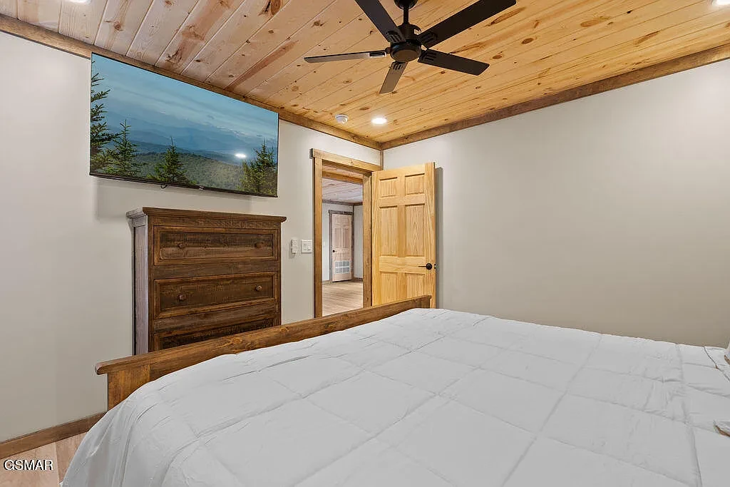 Legacy Lodge