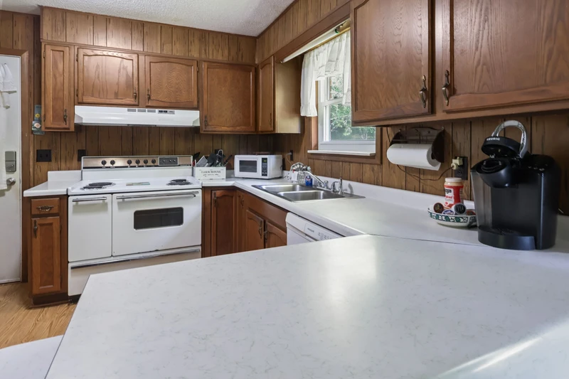 70 Acre Mountain Farmstead