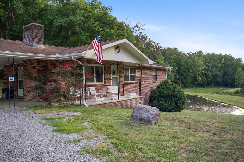 70 Acre Mountain Farmstead