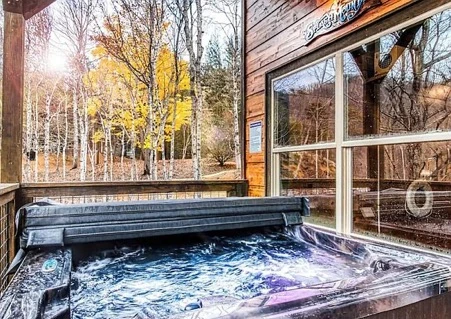 Smoky Splash Retreat