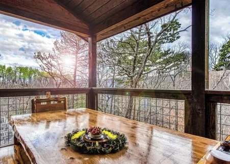 Smoky Splash Retreat