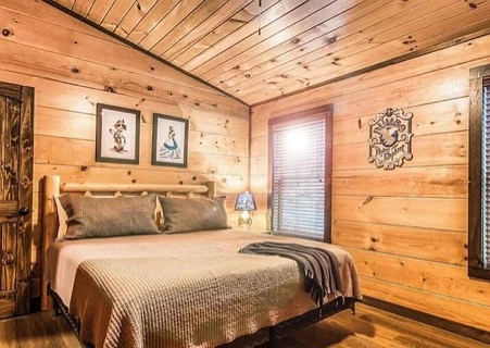 Smoky Splash Retreat
