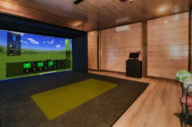 gatlinburg cabins with golf simulator