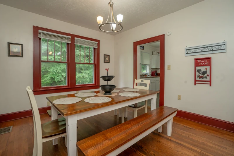 The Farmhouse at Foothills Farm