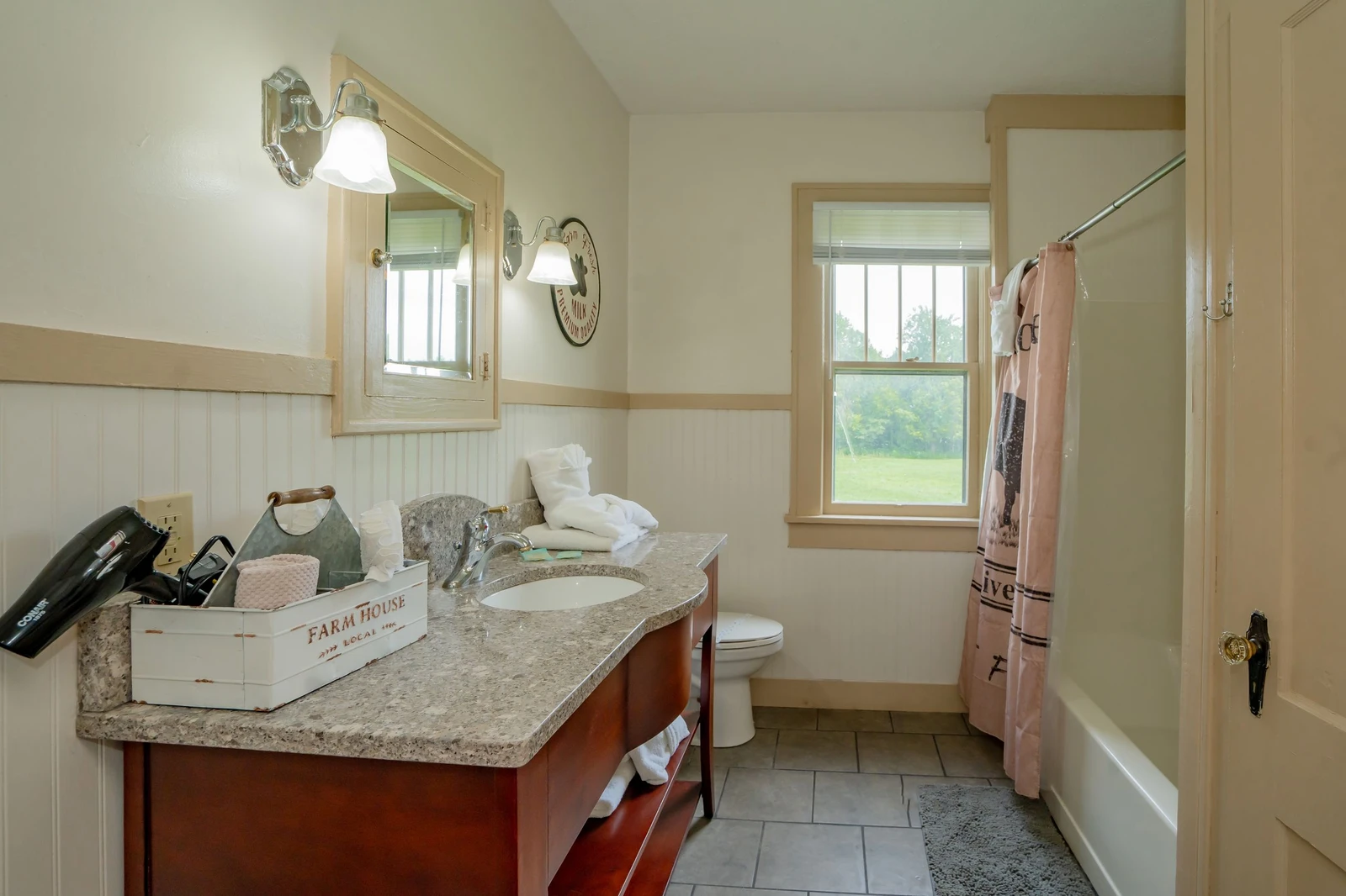 The Farmhouse at Foothills Farm