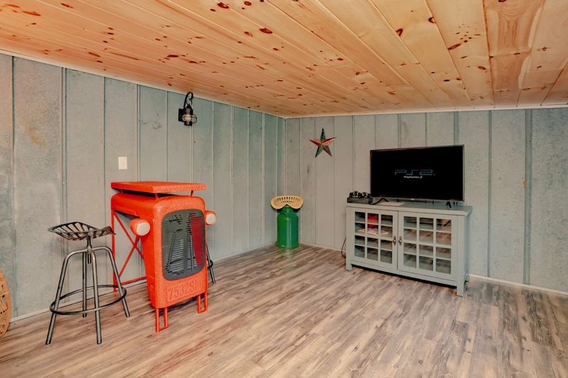 The Barn Loft at Foothills Farm
