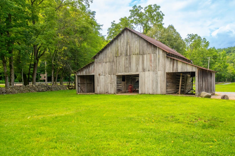 The Barn Loft at Foothills Farm