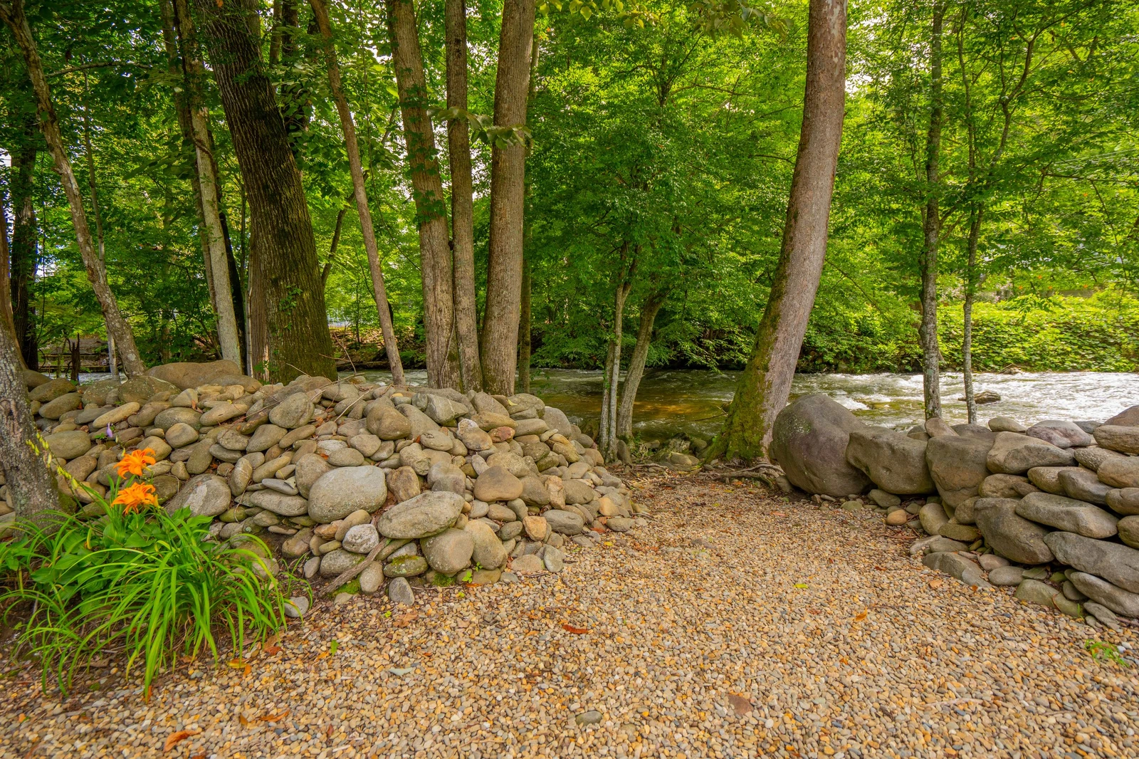 The Barn Loft at Foothills Farm