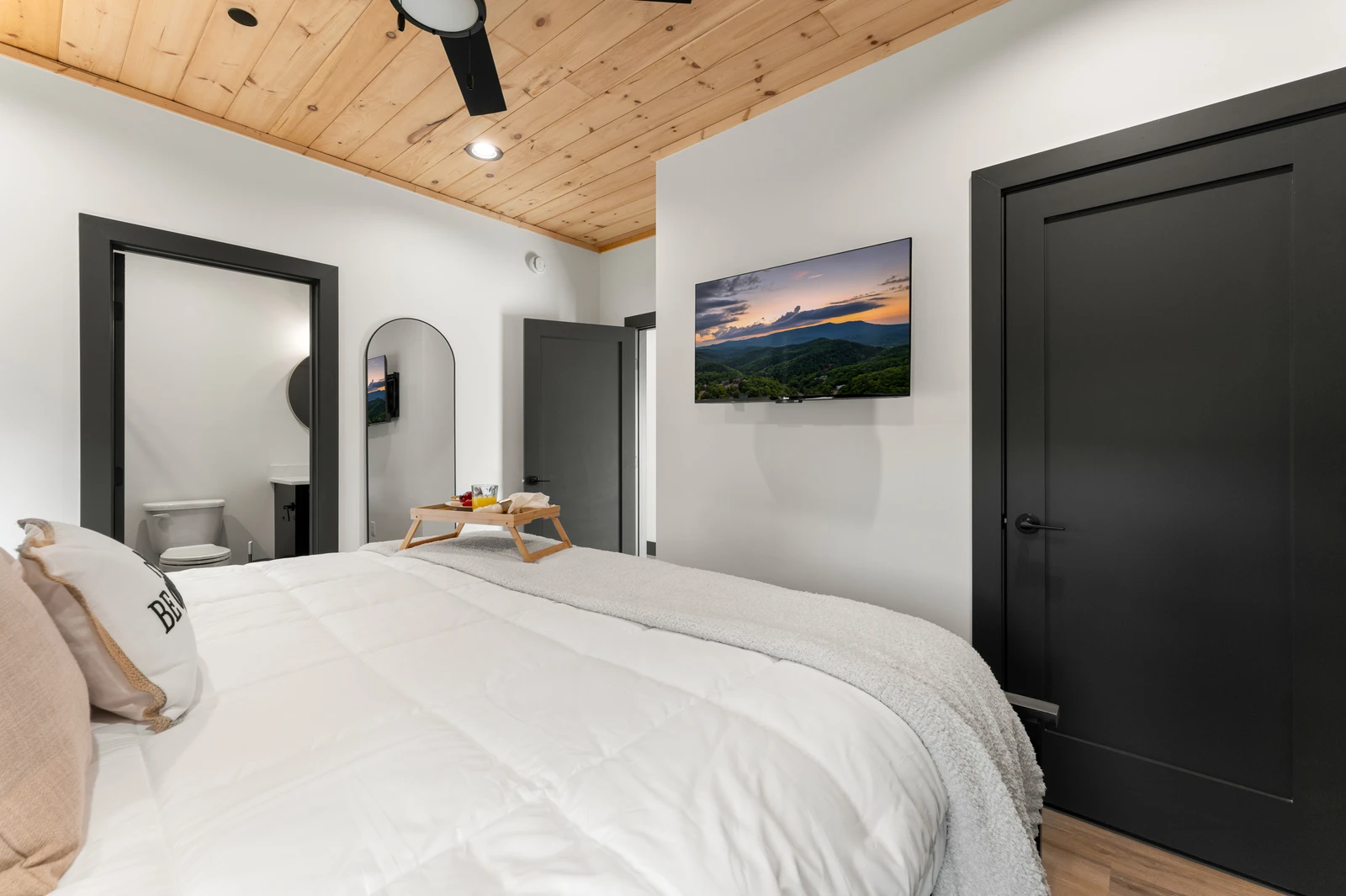 Wild Lodge